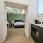 La Cereria Design Flats - Il Calligrafo Accessibile Daire