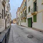 La Cereria Design Flats - Il Calligrafo Accessibile Daire