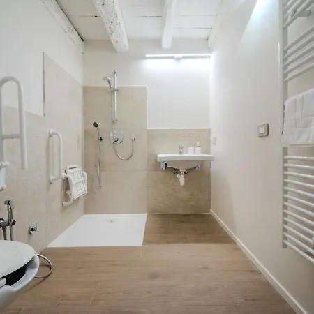 La Cereria Design Flats - Il Calligrafo Accessibile